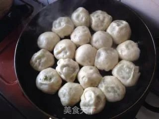 生煎包—荠菜馅儿(≧∇≦)