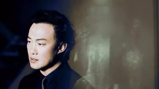 陈奕迅说很久没收入了,但老婆花钱厉害,你怎么看?