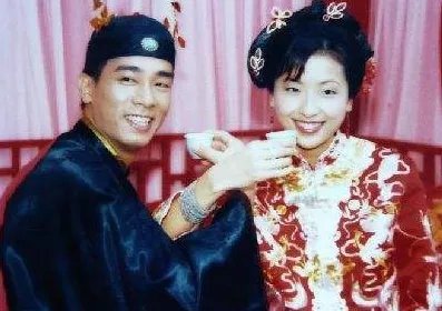 陈奕迅说很久没收入了,但老婆花钱厉害,你怎么看?