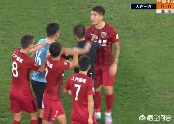 一方与上港一战,秦升与石柯发生冲突,石柯飙国骂,秦升使出英文对骂,你怎么看?