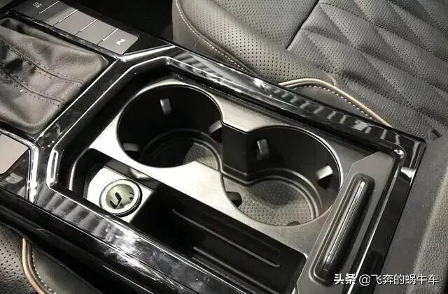 2019款380帕萨特轿车最高时速是多少公里?怎么样?