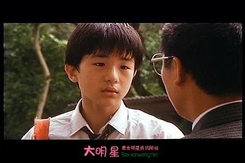 黄坤玄的介绍