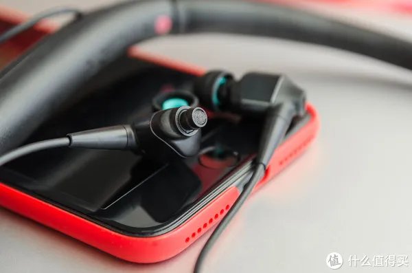 一步到位不后悔:SONY 索尼 WI-1000X无线蓝牙降噪耳机测评