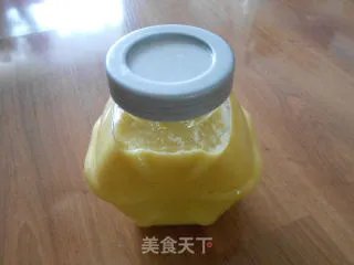 香气迷人的自酿菠萝酒