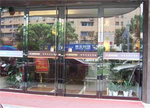 地弹簧怎么调节高低