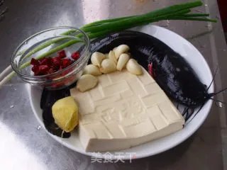 鲶鱼炖豆腐