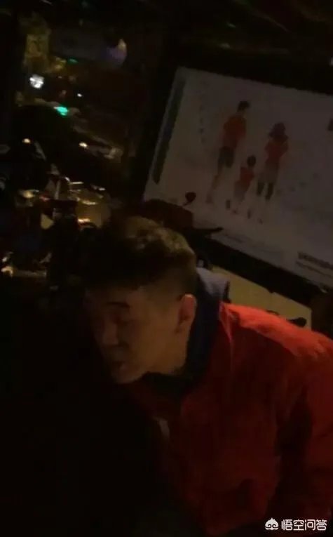 贝拉拉是谁,最近为什么这么火?听说他在工体被打了?