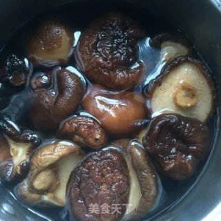 清炖香菇鸡汤