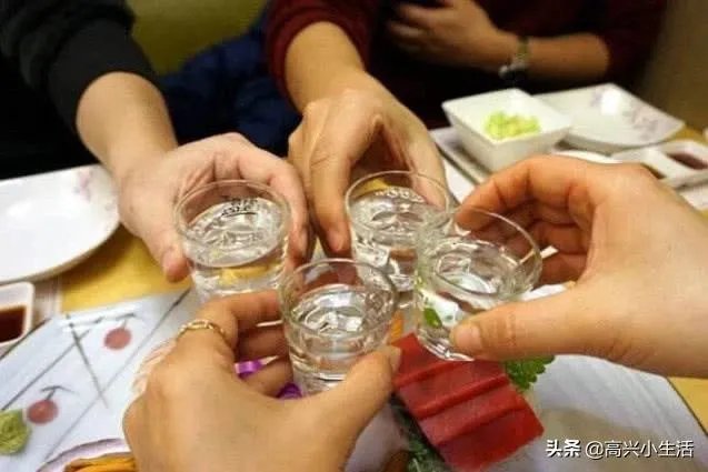 喝什么酒配什么酒杯,重要么?