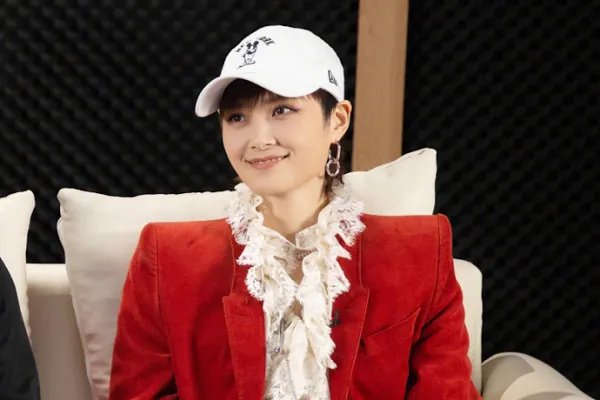 李宇春,周冬雨类型的女生,找什么男朋友才合适?