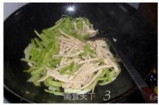 芹菜炒肉丝