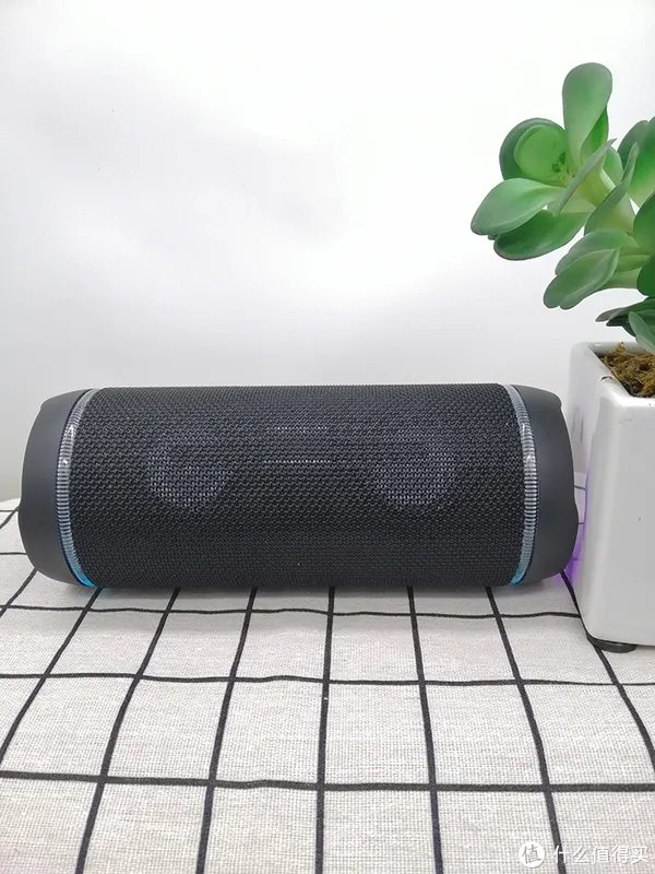 便携式插卡小音箱哪个好的?选择音响设备需要注意什么?