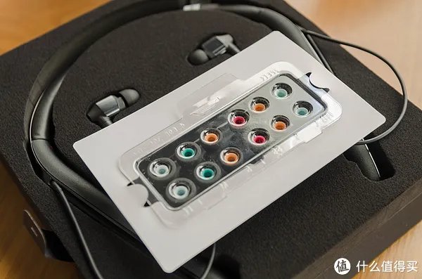 一步到位不后悔:SONY 索尼 WI-1000X无线蓝牙降噪耳机测评