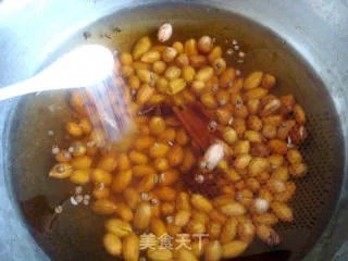 水煮花生米