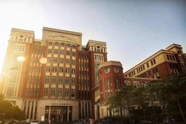 徐汇交通大学
