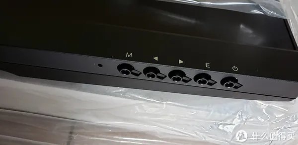 创维显示器