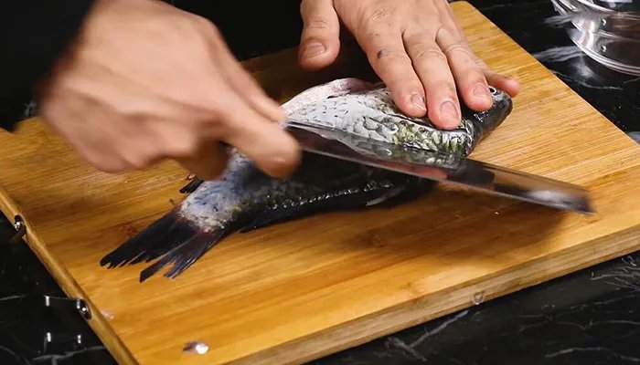 鲫鱼豆腐汤的做法 鲫鱼豆腐汤怎么做
