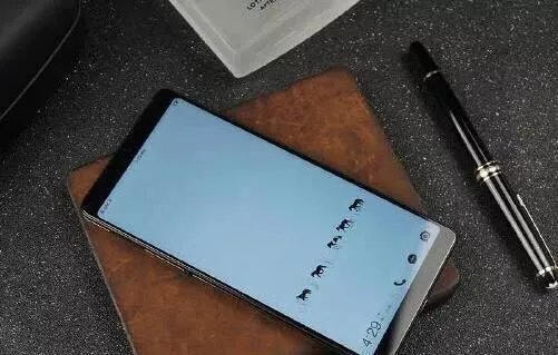 锤子R1是不是真有官方说的那么牛?