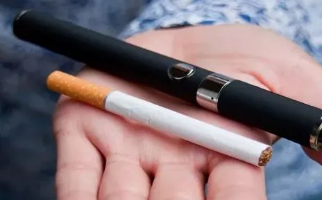 官方禁止电商平台销售电子烟,电子烟和普通烟哪个危害更大?