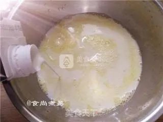 牛奶炖蛋