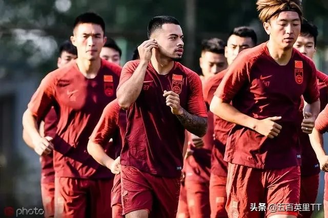 国足热身赛4:1大胜缅甸,不过半场却踢了个0:1,你怎么看?