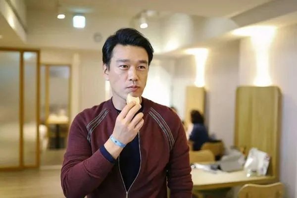 王耀庆说漏嘴林志玲怀孕消息,这个瓜真实性有多大?