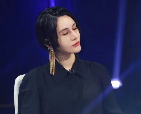 尚雯婕被限制高消费,她为什么会突然被限制?