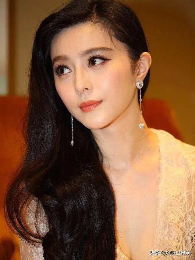 范冰冰谈失恋深夜痛哭,是因为感情太深,还是想获取同情求复出?
