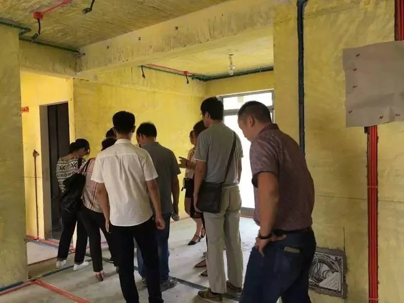 参观样板房:堂堂装修顾问,岂能如此怠慢?