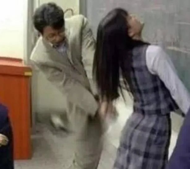 体罚女生最污的方法:还是日本韩国最奇葩