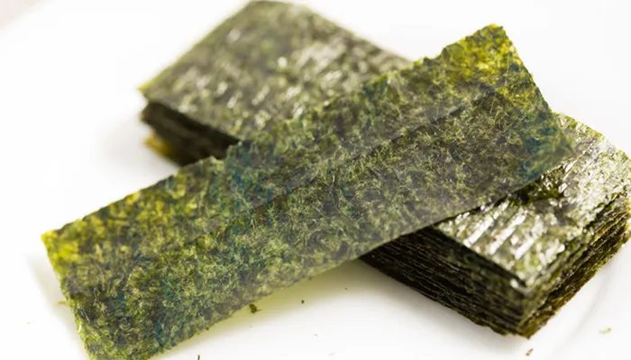 海苔由哪种海藻制作而成 海苔怎么煮好吃