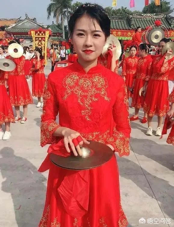 翁佳娜为什么能一下爆红？能红多久？