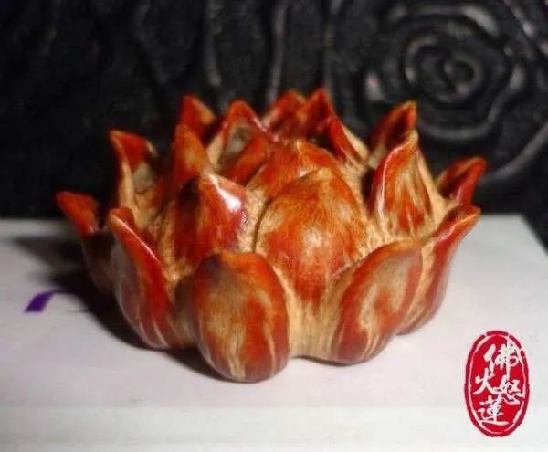 滴血莲花