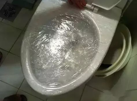 马桶疏通可以使用烧碱吗?