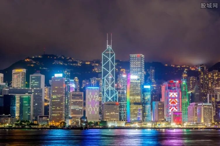 香港房价多少钱一平方 香港的房价为何那么贵？