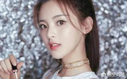 杨超越为什么会受人追捧?