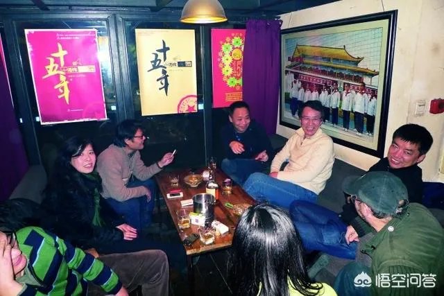 《成都》的小酒馆有什么历史吗?