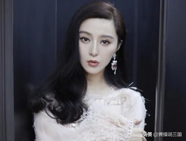 范冰冰谈失恋深夜痛哭,是因为感情太深,还是想获取同情求复出?