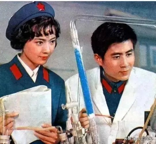 龚雪和陈小蒙究竟是什么关系?