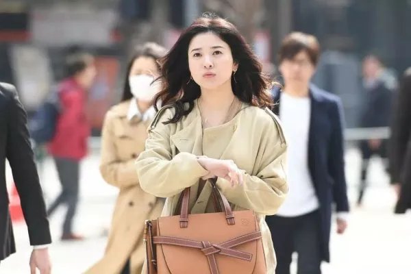公司让休产假员工手写销售心得,你如何看待?