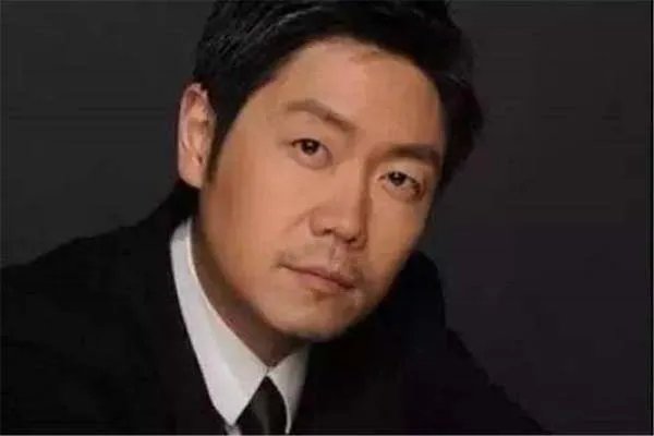 TVB李思捷情史多彩,曾坦言不惧流言蜚语,现如今怎么样?