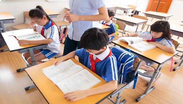 《四时田园杂兴》其31的意思是什么 《四时田园杂兴》其31的意思是