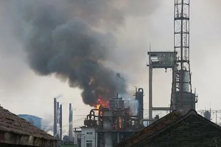 登封一工厂因洪水入侵而发生爆炸,现场情况如何?