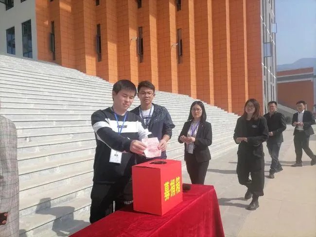 江苏大三女生众筹为父治病2年后全部归还,你在她身上看到了什么品质?