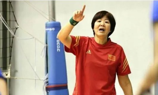 郎平为什么到美国执教?