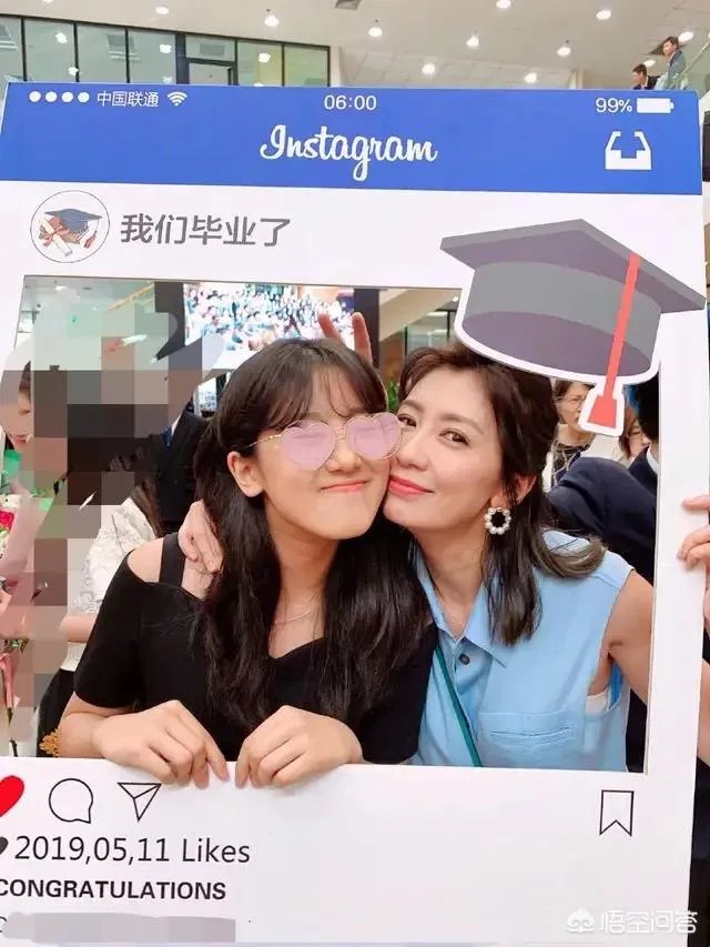 贾静雯与前夫再次同框,还发微博晒图,不知修杰楷此刻心情如何?