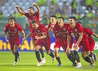 上港今年有多大把握夺取联赛、足协杯、超霸杯、亚冠的冠军？