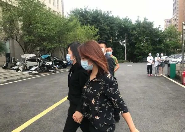 谭松韵与撞死母亲司机是同学,肇事者到底是怎样一个人?