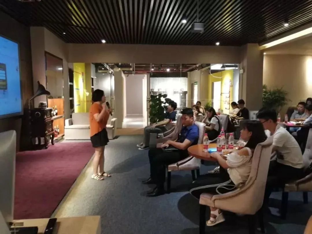 齐家长沙合作装修公司月度会议圆满成功!