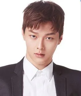 韩剧《过来抱抱我》中这个和女主抱的男生是谁,是个模特?